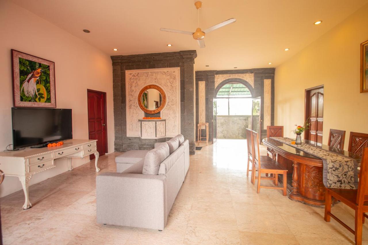 Arbathu Villa Ubud Exterior foto