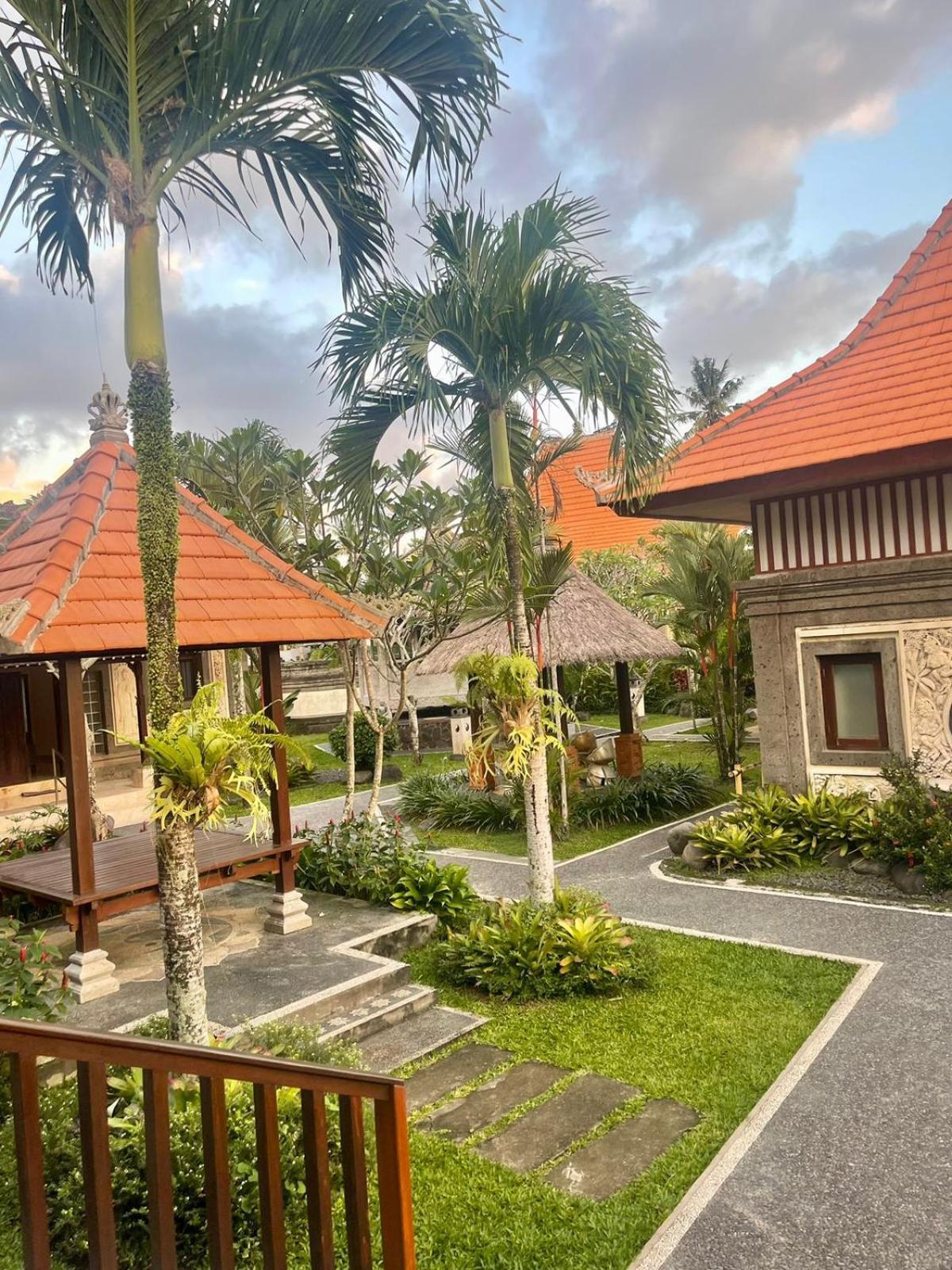 Arbathu Villa Ubud Exterior foto